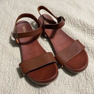 Mia Katina Sandals